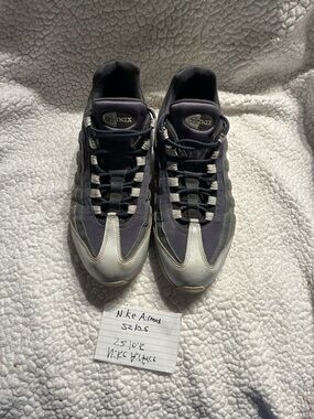 Nike Air Max Men's Shoes Black and Gray